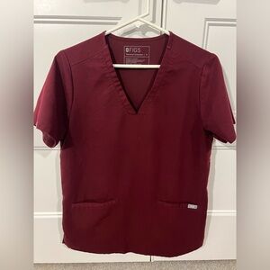 Figs Women’s Burgundy Casma Three Pocket Scrub Top